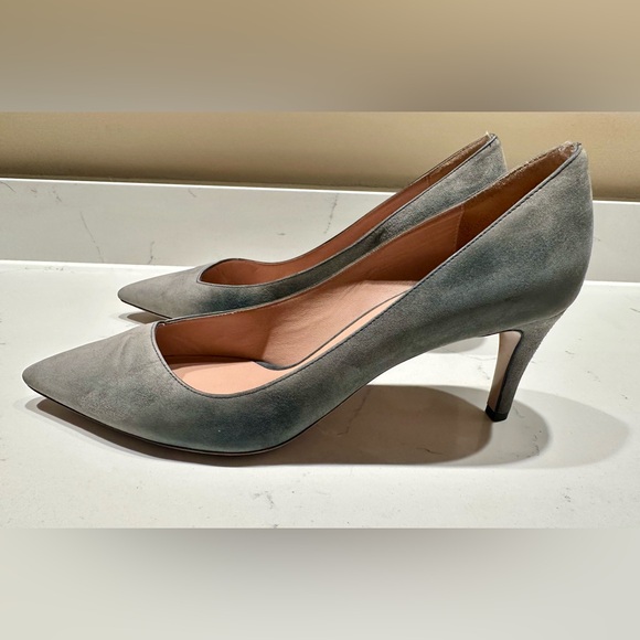 Giorgio Armani Gray Suede Pointed Toe Heels - size 8.5 / 38.5 - Picture 4 of 8